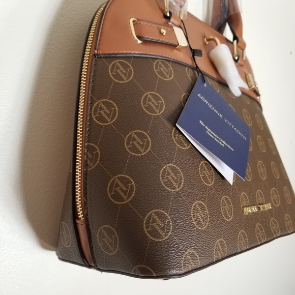 Sale 🔖 NWT Adrienne Vittadini Monogram Dome Satchel - Picture 11 of 13